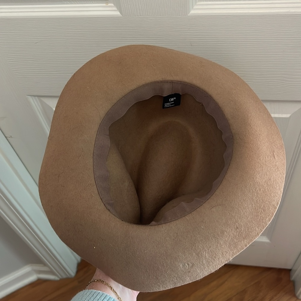 D&Y Tan Wool Hat - Picture 4 of 6